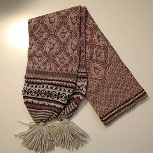 ERIBE Scotland Wool Chicken Tassels Scarf Violet Geometric Fair Isle Pattern